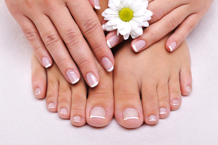 skincare beauty female feet with camomile s flower 2 1