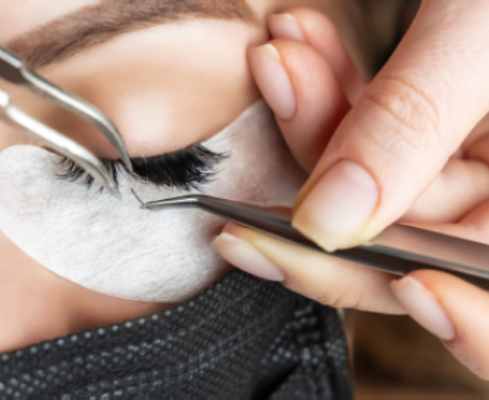 eyelashes extension in Kolkata