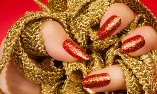 Glittering Glamour Nail Extension Designs
